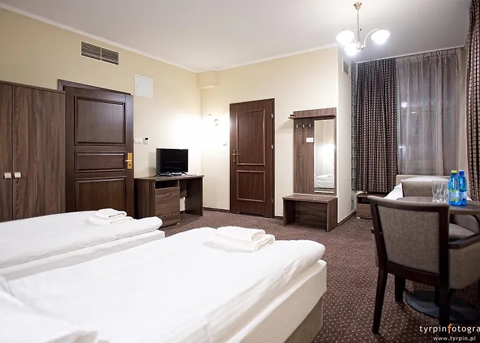 Hotel Lord Krosno